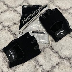 Weight lifting gloves